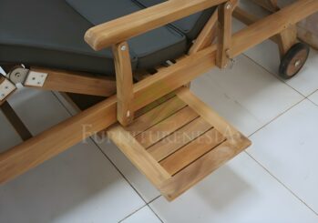 Outdoor Teak Pool Lounge Chairs